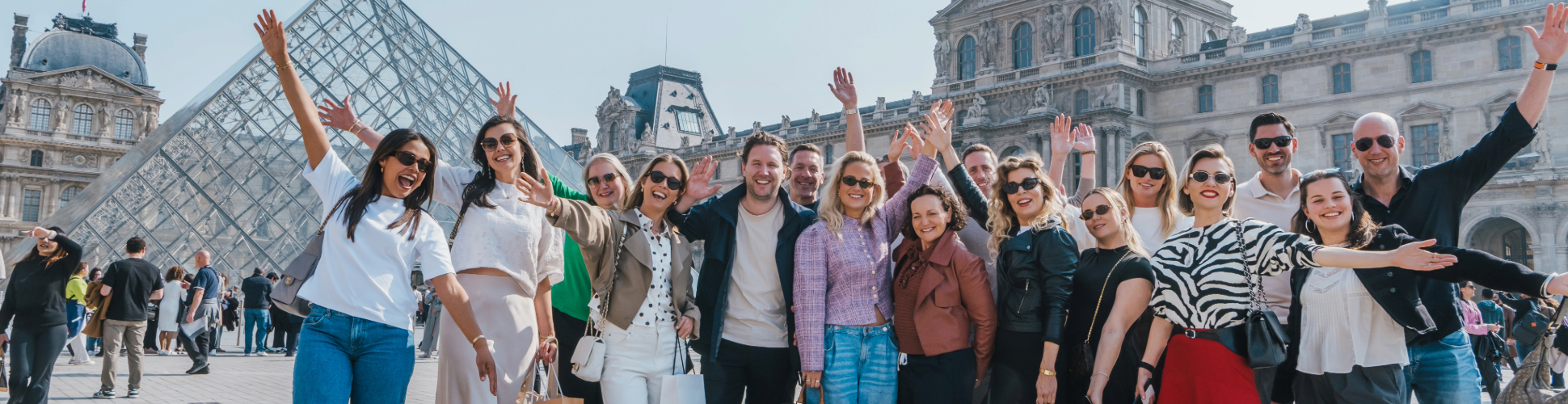 Webhelden trip naar Parijs